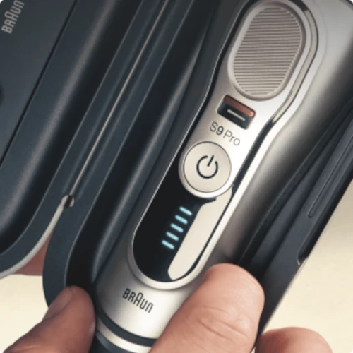 Braun Series 9 Pro 9477cc 7 Pantalla LED Braun Series 9 Pro
